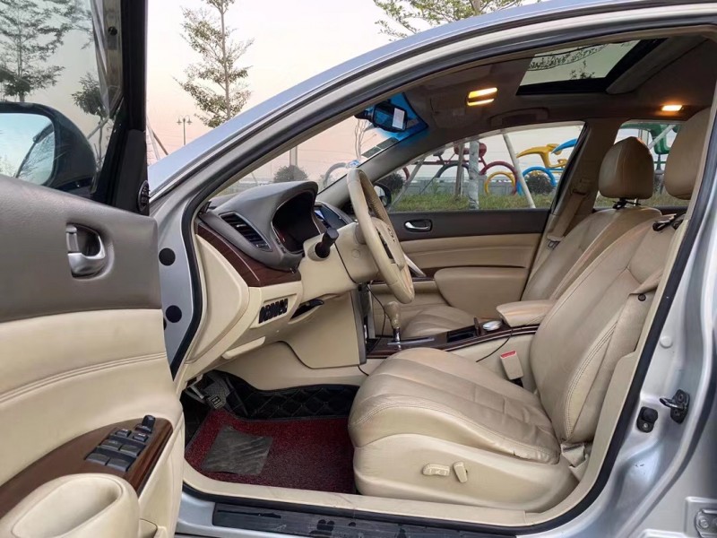 东莞09年日产天籁6