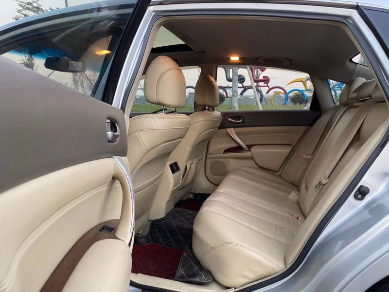 东莞09年日产天籁7