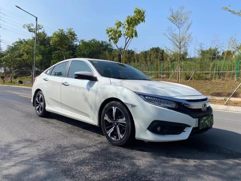 东莞16年本田思域2