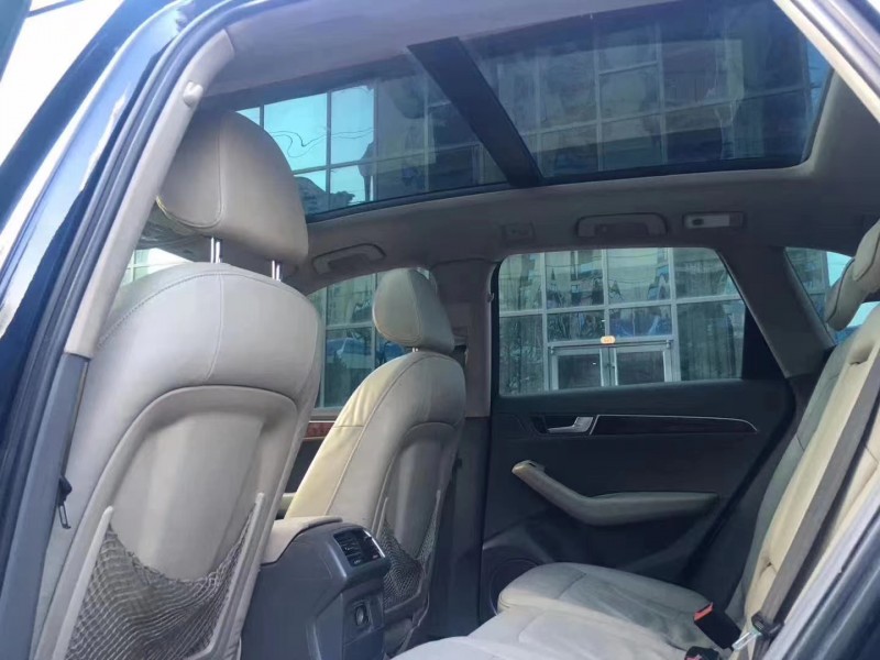 青岛11年奥迪Q55