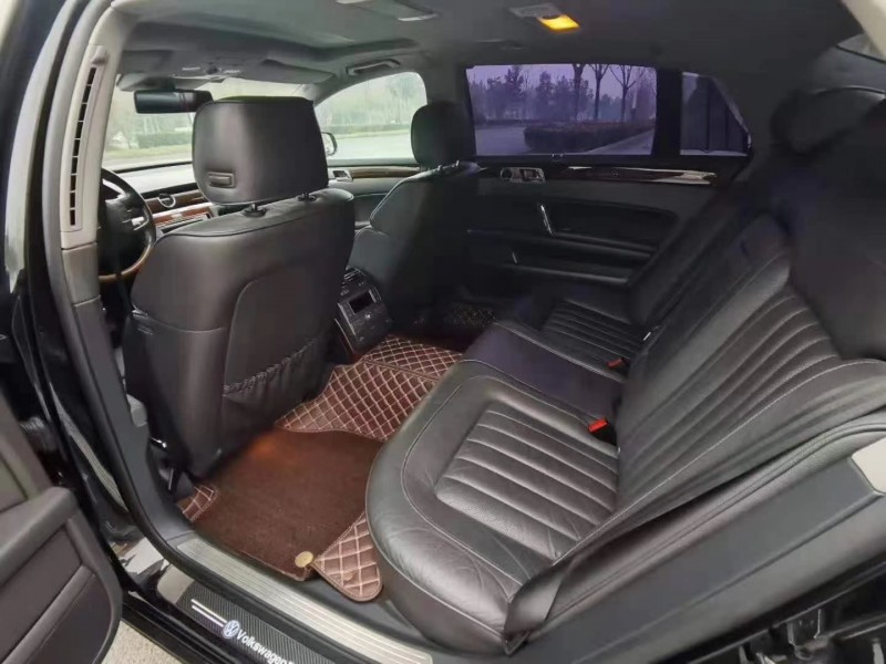 郑州11年大众辉腾8