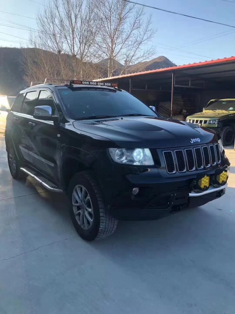 唐山13年Jeep大切諾基2