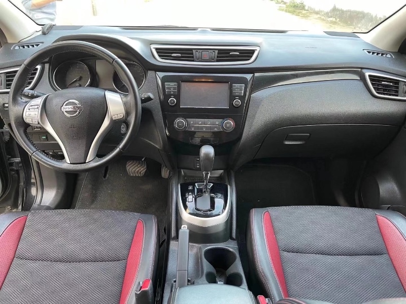 江门17年日产逍客4