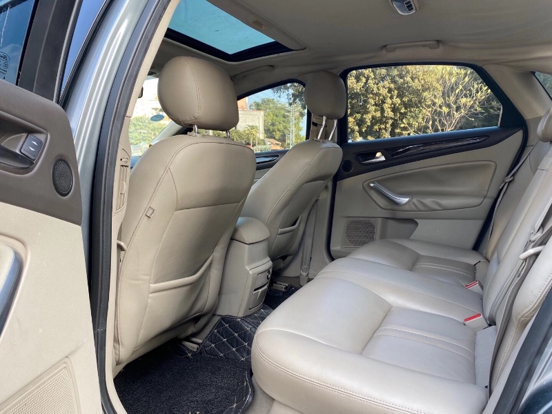 东莞12年福特蒙迪欧-致胜5