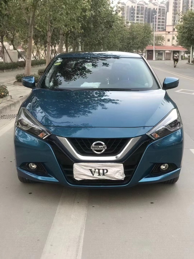 中山18年日产蓝鸟9