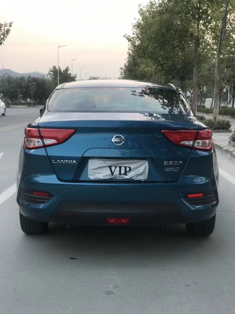 中山18年日产蓝鸟6