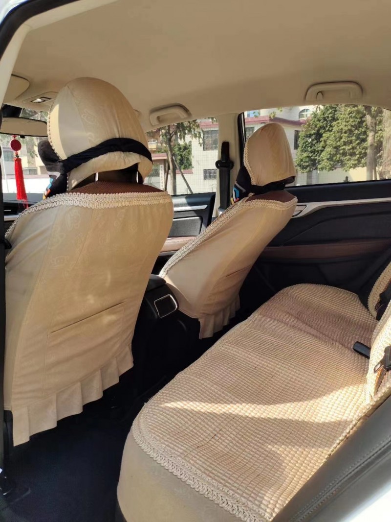 中山19年吉利远景2