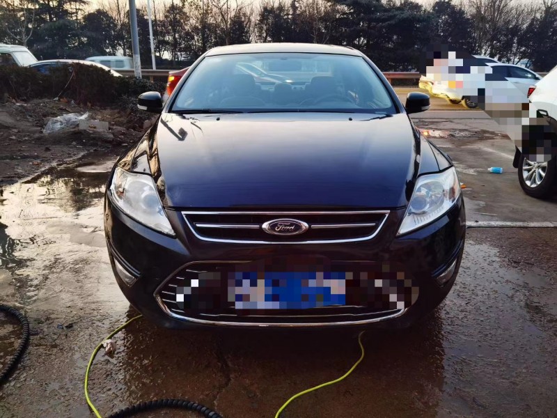 济南14年福特蒙迪欧-致胜1