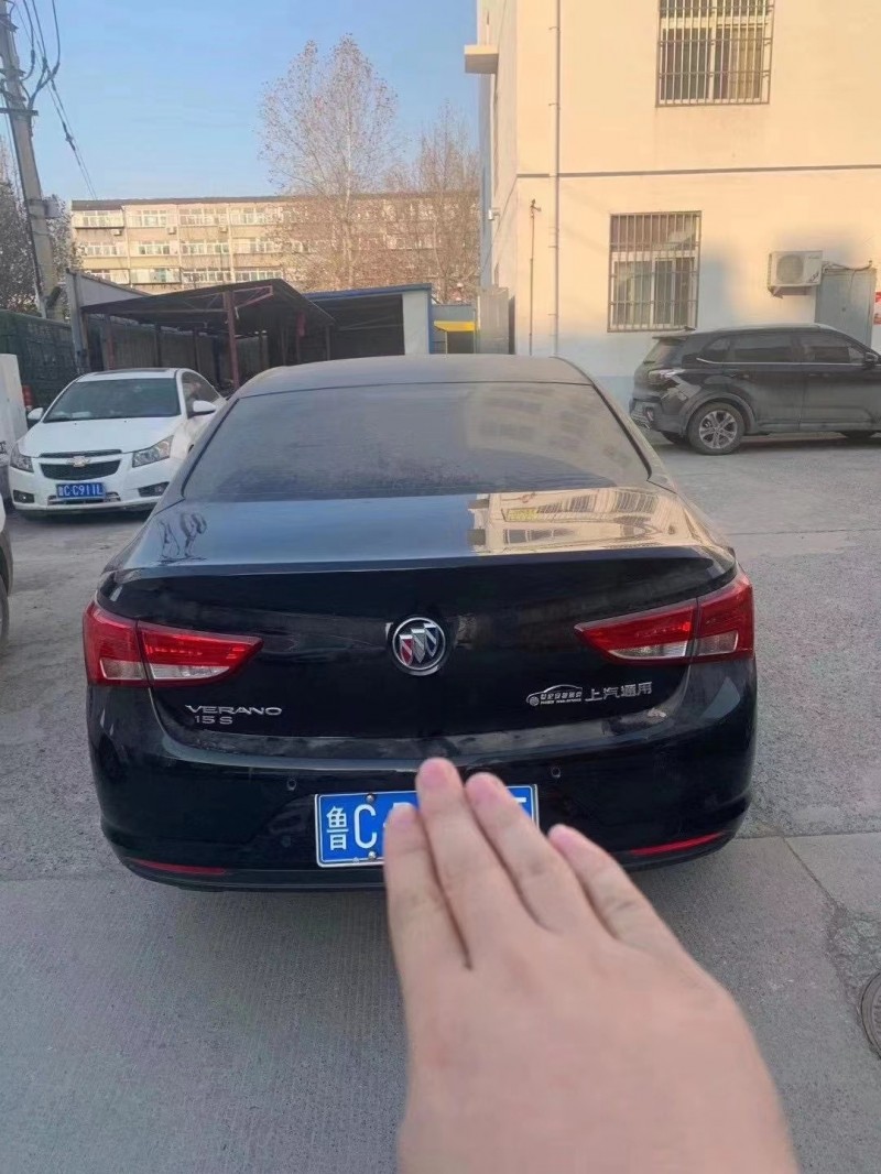 济南18年别克威朗5