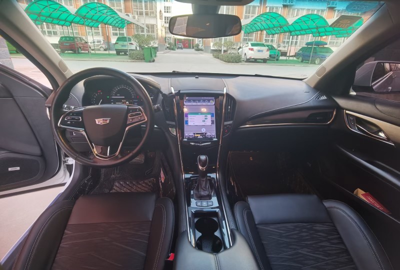 保定17年凯迪拉克ATS7