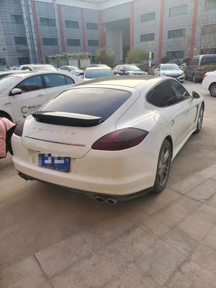 杭州13年保時捷帕拉梅拉4