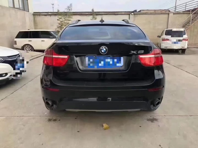 保定11年宝马X67