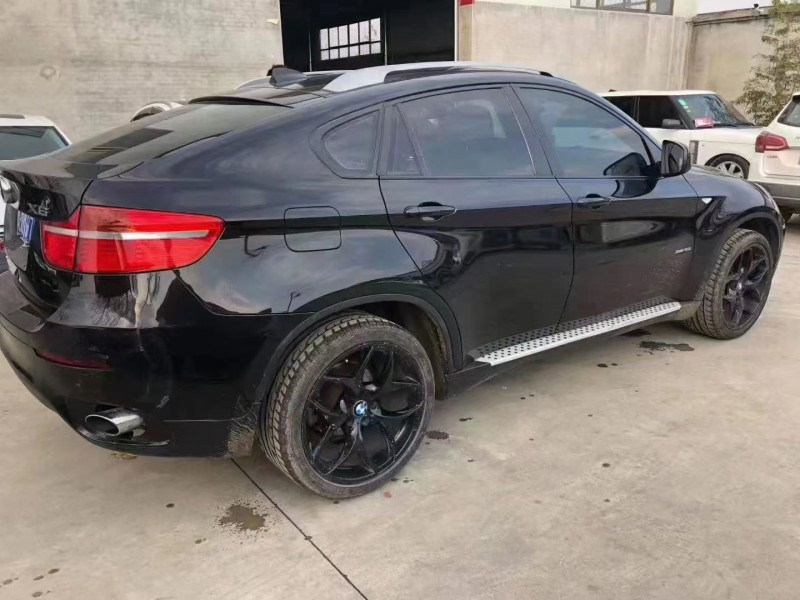 保定11年宝马X69