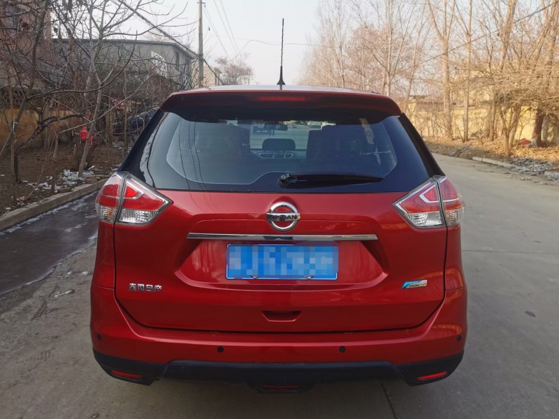 济南15年日产奇骏8