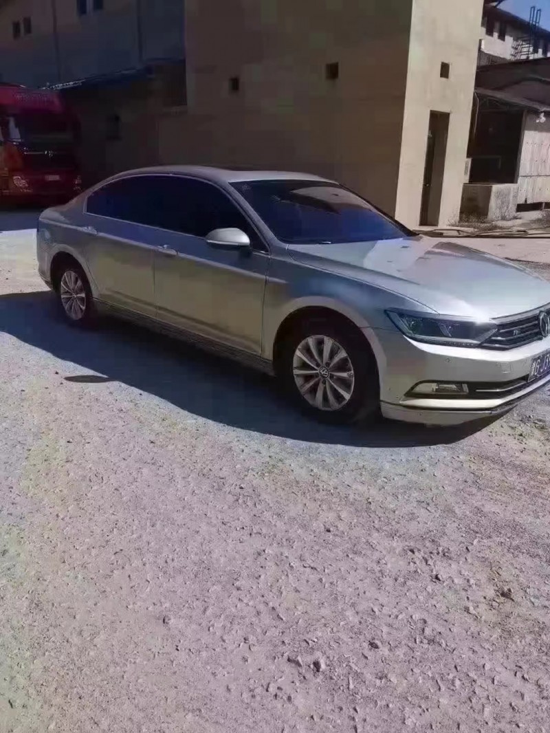 保定17年大众迈腾3