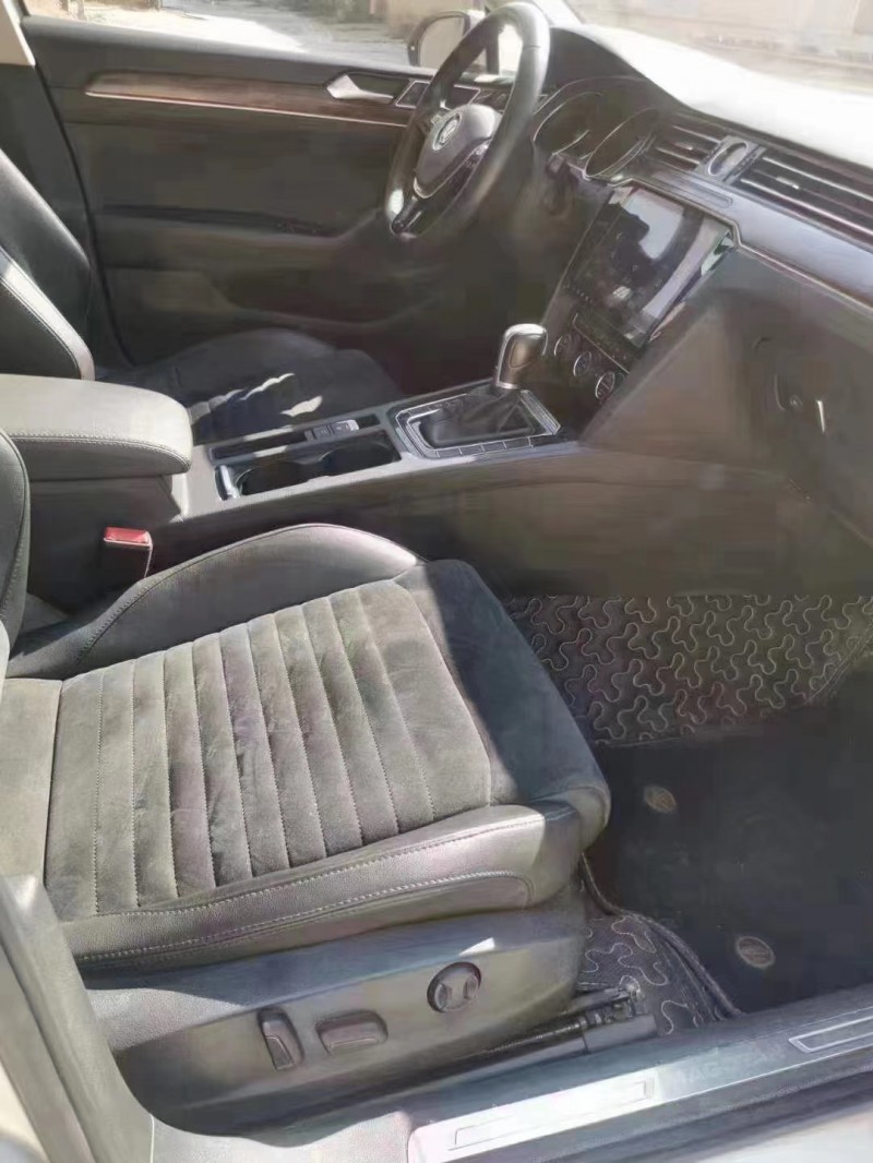 保定17年大众迈腾9