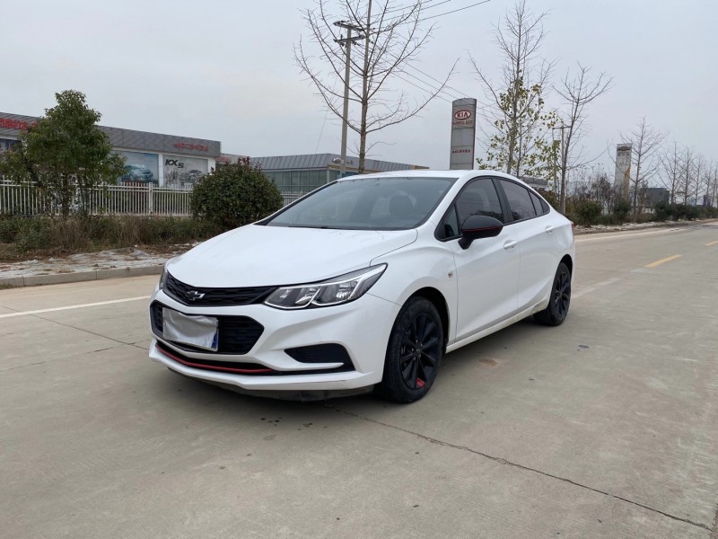 15 万品牌:科鲁兹表显里程1-3万公里上牌时间2019-06排放标准1.