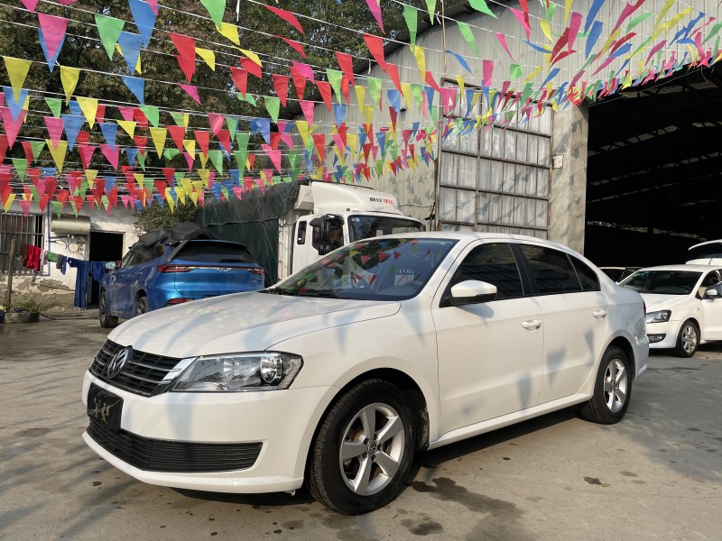 成都18年大众朗逸4