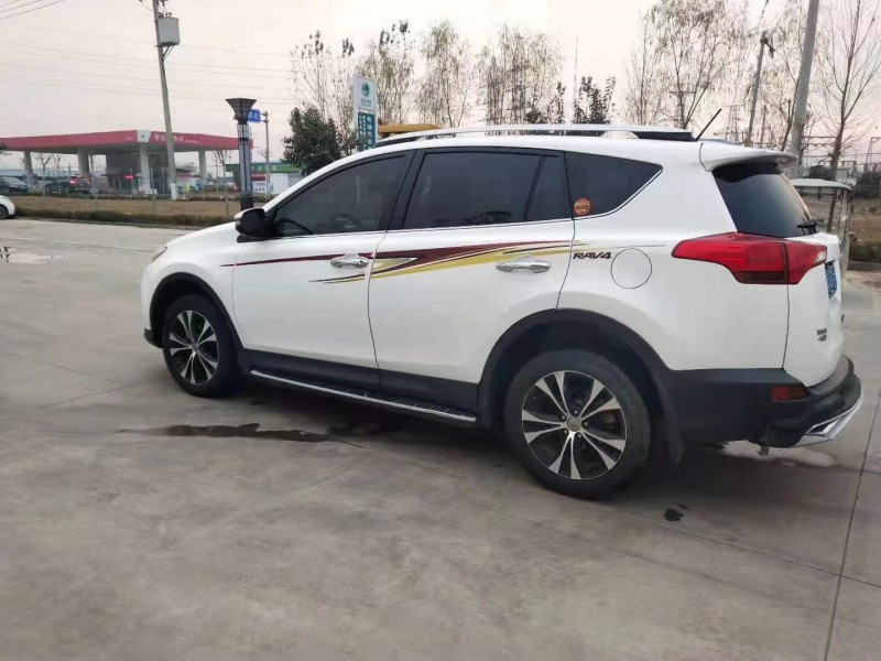 北京14年丰田RAV46