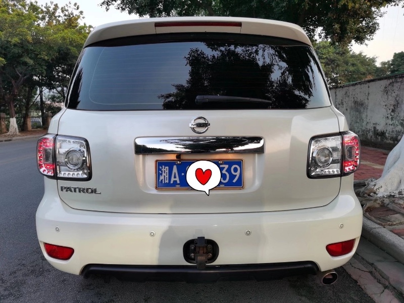 广州18年日产途乐3