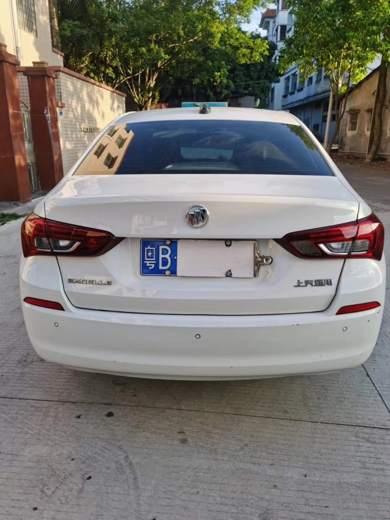 中山18年别克凯越2