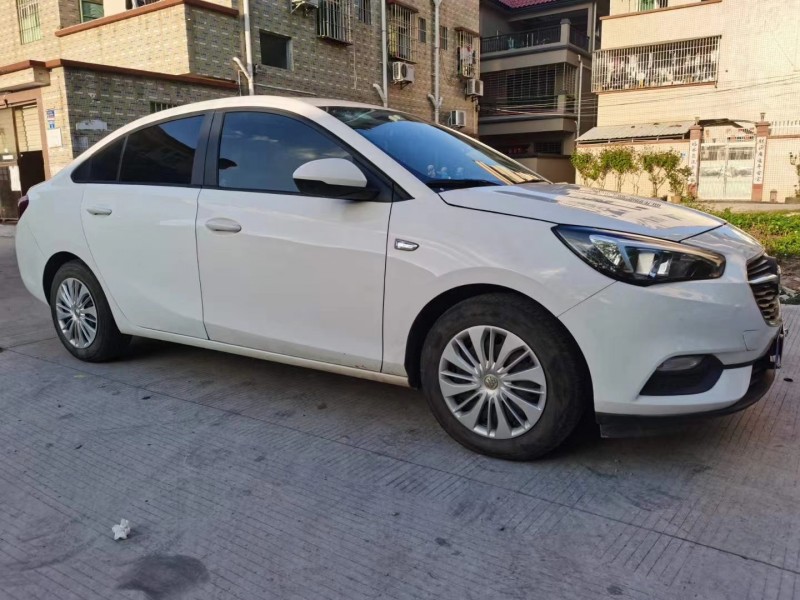 中山18年别克凯越3