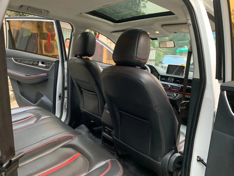 成都18年东风景逸5