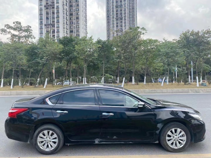 广州18年日产天籁6