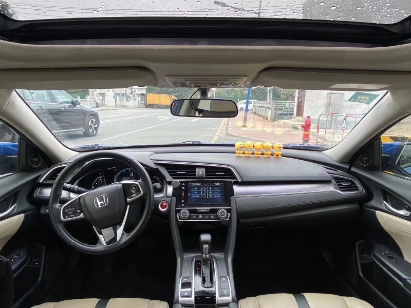 广州18年本田思域9