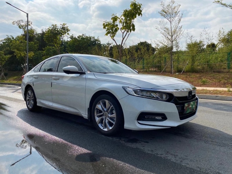 东莞20年本田雅阁2