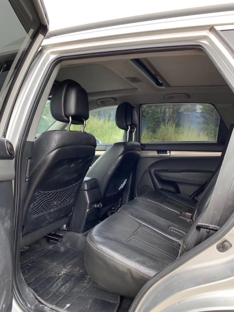 广州12年起亚索兰托7