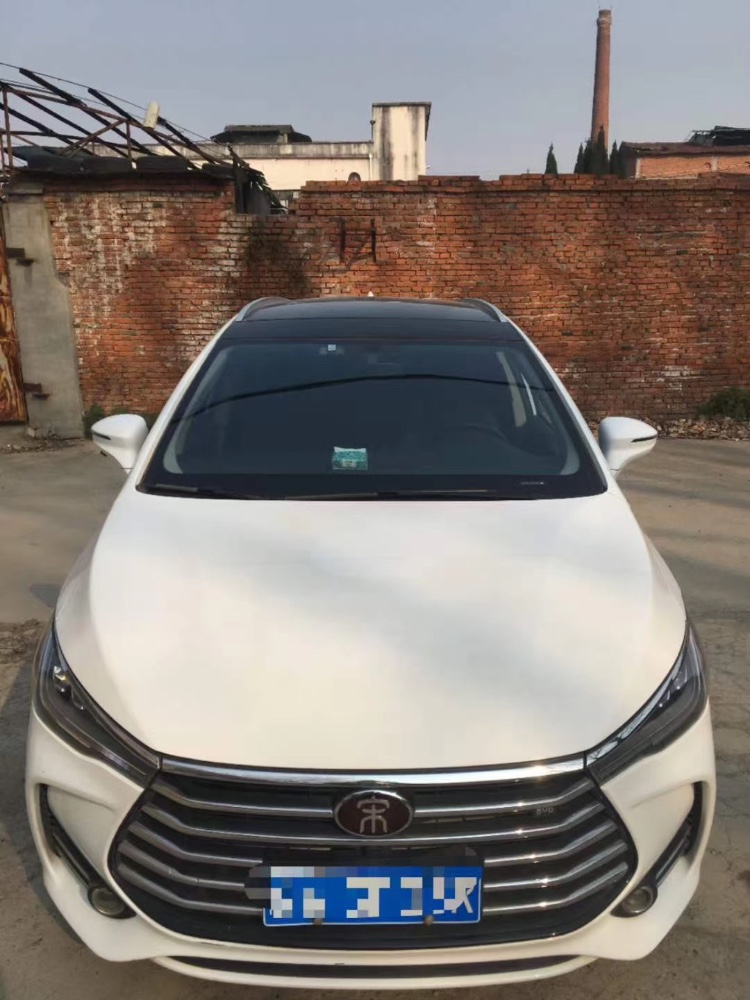 武汉18年比亚迪宋MAX3