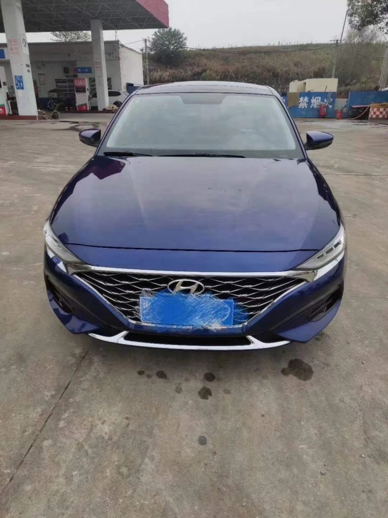 北京19年现代菲斯塔1