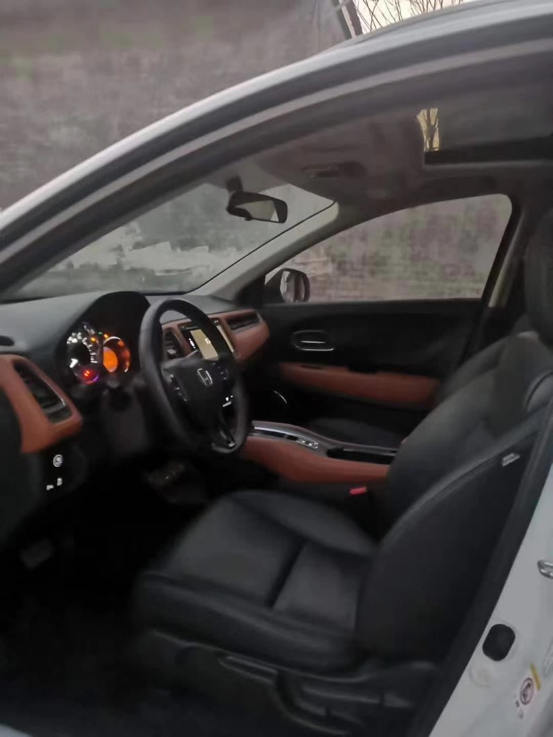 济宁15年本田缤智7