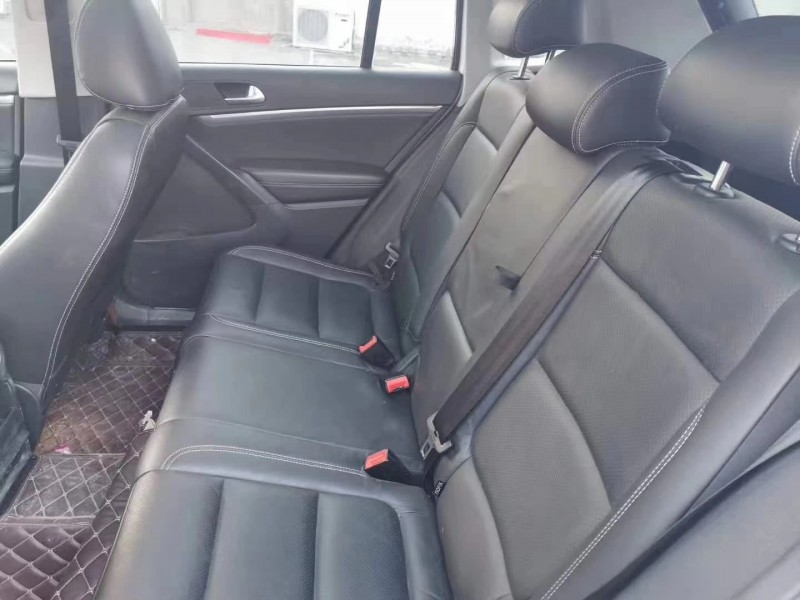 潍坊17年大众途观4