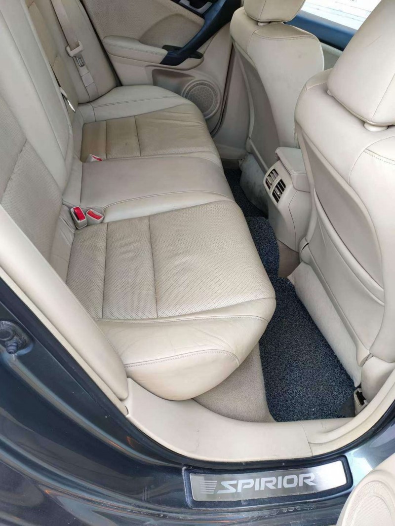 青岛12年本田思铂睿2