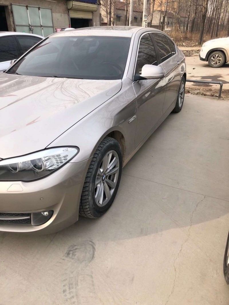 青岛13年宝马3系2