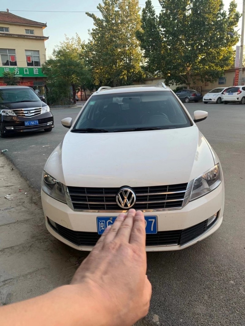 北京15年大众朗行7