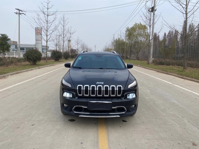 徐州16年Jeep自由光7