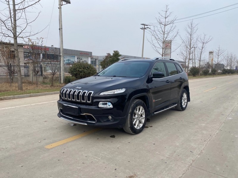 徐州16年Jeep自由光5