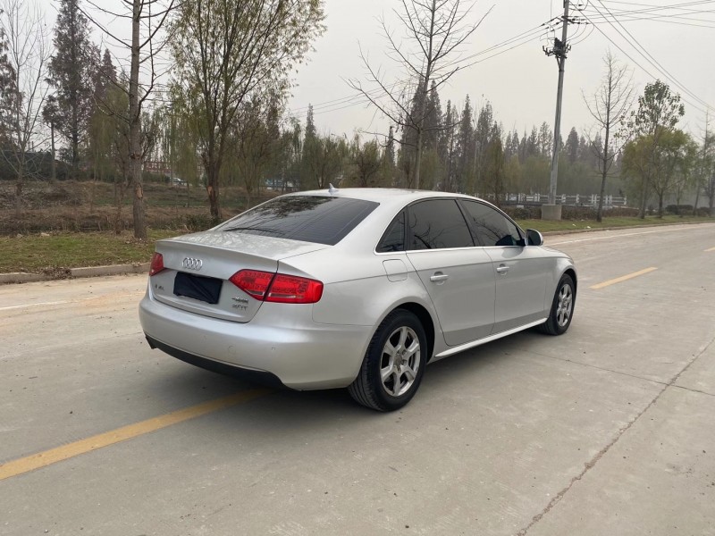 徐州11年奥迪A4L5