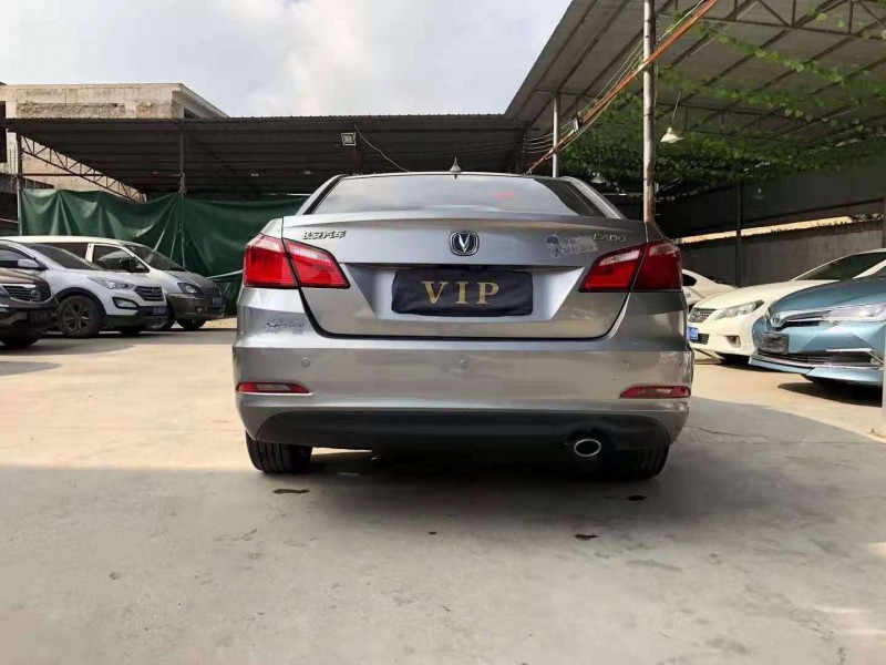 湘潭18年長安汽車逸動5