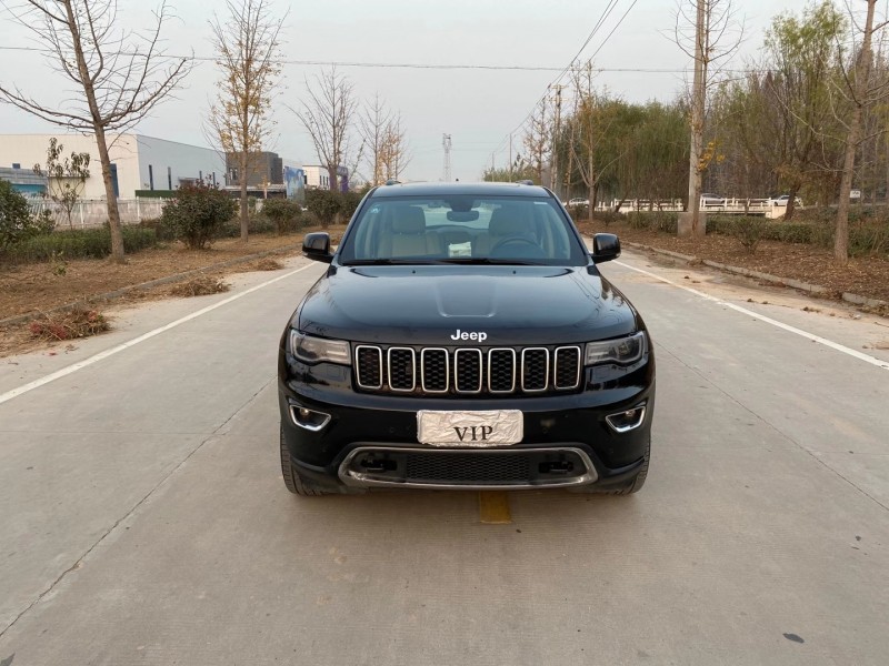 徐州19年Jeep大切諾基9