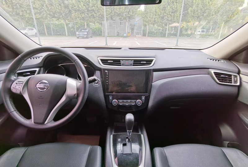 滄州17年日產奇駿6