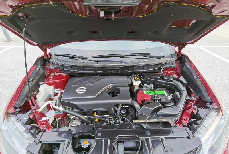 滄州17年日產奇駿3