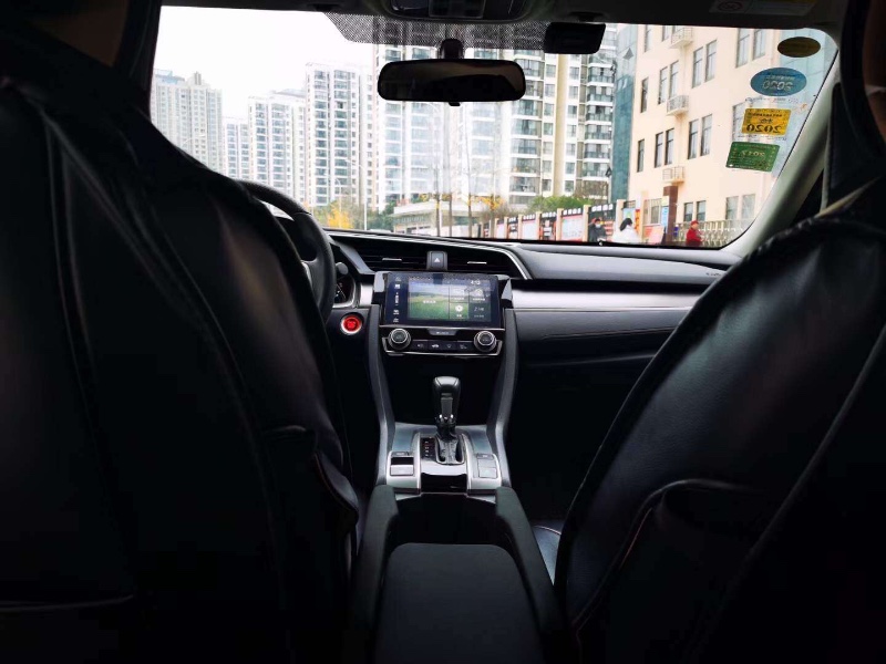 武汉16年本田思域2