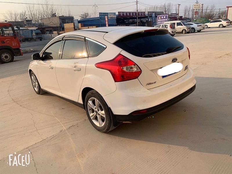 烟台14年福特福克斯5