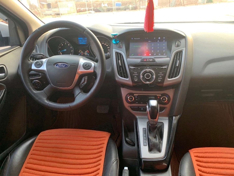 烟台14年福特福克斯4