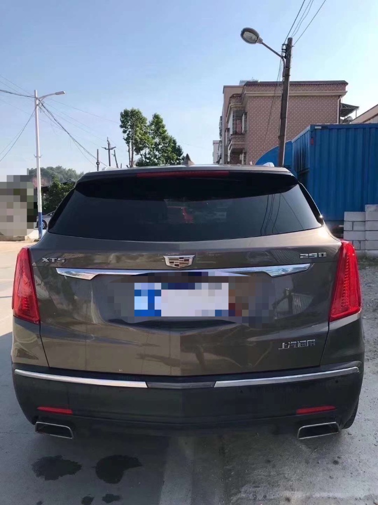 广州17年凯迪拉克XT52