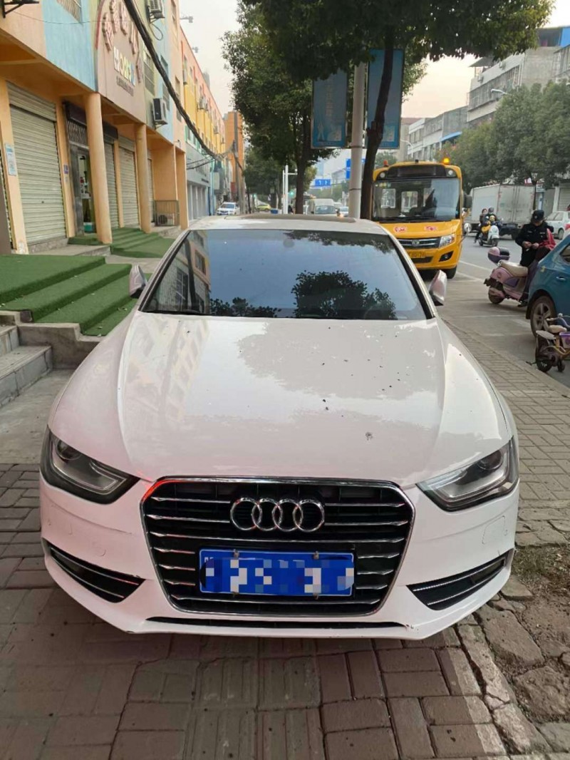 北京16年奥迪A4L1